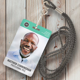 ラウンドロモダンゴ従業員の写真名バーコード バッジ