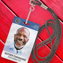 ラウンドロモダンゴ従業員の写真名バーコード バッジ