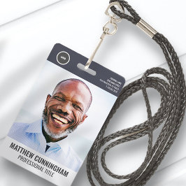 ラウンドロモダンゴ従業員の写真名バーコード バッジ