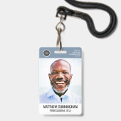 ラウンドロモダンゴ従業員の写真名バーコード バッジ (正面（ネックストラップ付）)