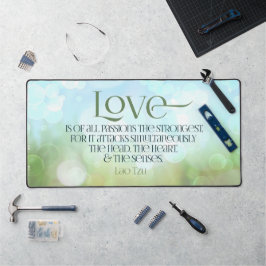 ラオスTzu感動的引用文"愛" デスクマット