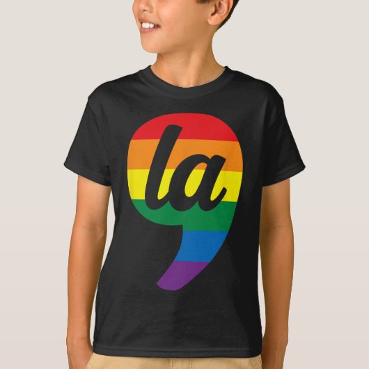 ラカマラハリスプライドレインボー Tシャツ (正面)