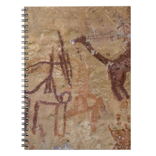 ラクダと共に描かれた古代の岩絵と ノートブック (正面)