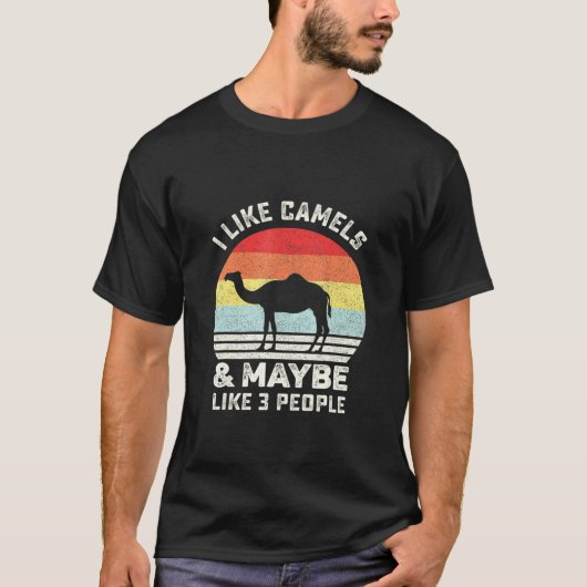 ラクダは動物ラクダが好きだ Tシャツ (正面)