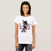 ラクロスの女の子のLAXの攻撃のピンクのTシャツ Tシャツ (正面フル)