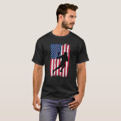 ラクロス選手のシルエット アメリカ国旗 米国 愛国 Tシャツ (正面フル)