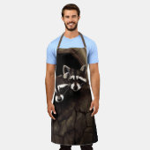 ラクーン茶色かわいい木 エプロン (着用した状態)