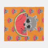 ラクーン食べスイカ フリースブランケット (正面(横))