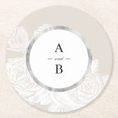 ラグジュアリーなニュートラルカラーのヴィンテージ フラワー ウェディング モノグラム ラウンドペーパーコースター (正面)