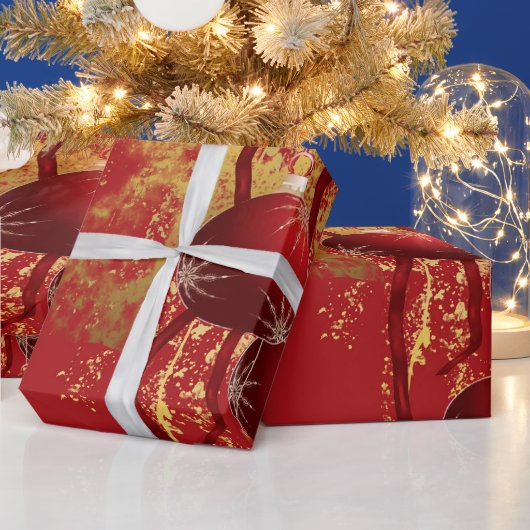ラグジュアリーな赤と金のクリスマスオーナメント ラッピングペーパー (クリスマス)