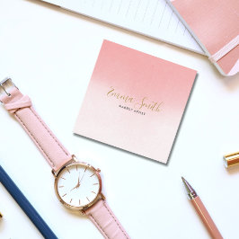 ラグジュアリーエレガントなピンクの水彩 スクエア名刺