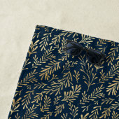 ラグジュアリーエレガントネイビー金ゴールドリーフモノグラム ビーチタオル (インサイチュ)