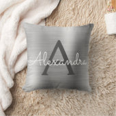 ラグジュアリーシルバーブラシ仕上げメタルモノグラム名イニシャル クッション (ブランケット)