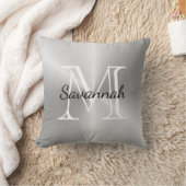 ラグジュアリーシルバーモノグラフェイクムメタル クッション (ブランケット)