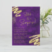 ラグジュアリーパープルと金ゴールドサプライズ誕生日パーティー 招待状 (スタンド正面)