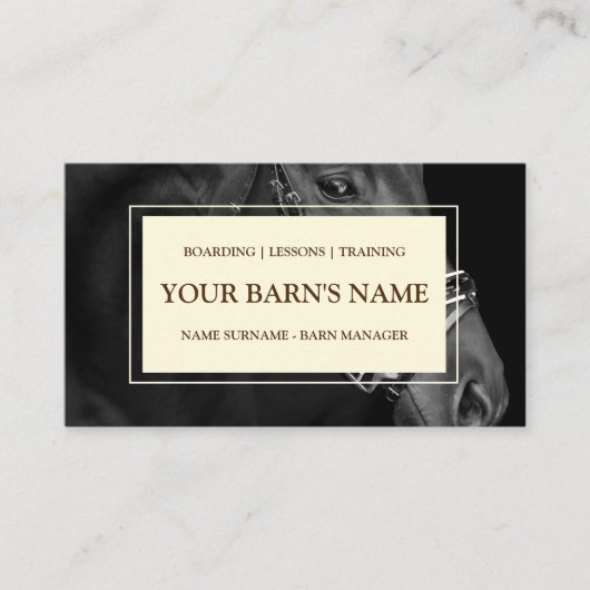 ラグジュアリーホースボーディングバーンエクエストランビジネスカー 名刺 (正面)