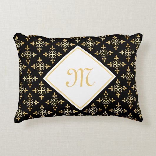 ラグジュアリーモノグラムブラック&金ゴールドクアトルフローラ アクセントクッション (正面)