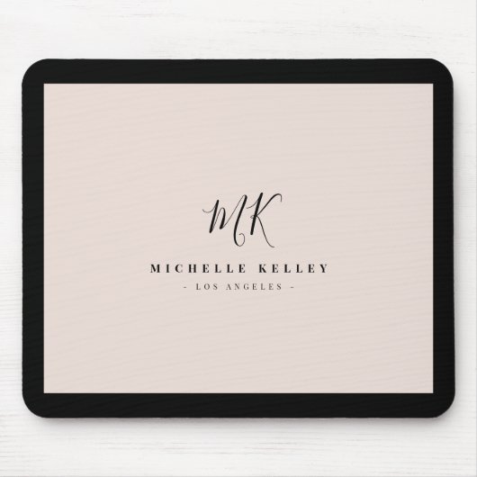 ラグジュアリーモミニマルノグラム赤面ピンクシックスタイリッシュ マウスパッド (正面)