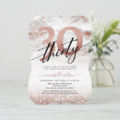 ラグジュアリー ローズゴールド マーブル & グリッター 30歳の誕生日  招待状 (スタンド正面)