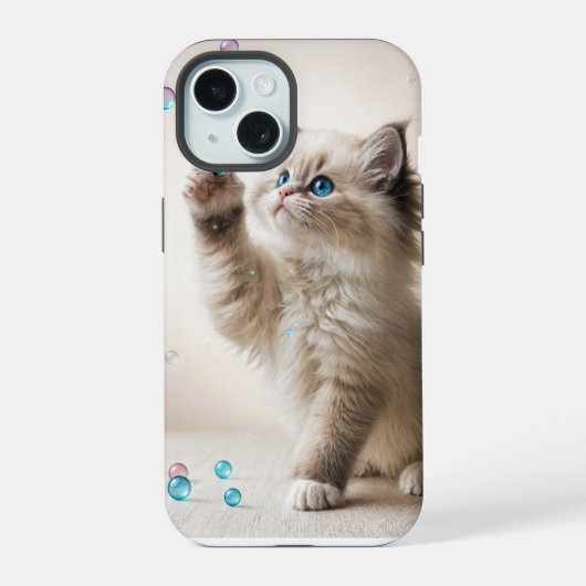 ラグドール遊の子猫とシャボン玉 iPhone 15ケース (裏面)