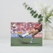 ラグビー選手がボールを蹴る ポストカード (スタンド正面)