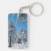 ラグーナ山脈の雪に覆われた木々 キーホルダー (裏面)