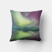 ラグーンのオーロラライト | Jokulsarlon，アイスランド クッション (裏面)