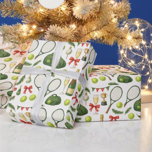 ラケットとボールをテーマにしたテニスクリスマス ラッピングペーパー (クリスマス)