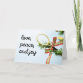 ラケットとボールを木に乗せたテニスクリスマス カード (正面)