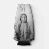 ラコタのリーダー座るブル先住民アメリカインディアン ボトルクーラー (正面)