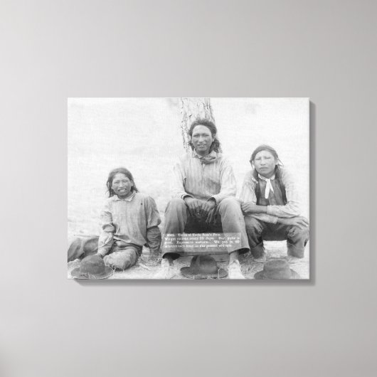 ラコタインディアン10代の若者インウェスタンドレス キャンバスプリント (正面)