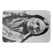 ラコタ首席降伏：座るブルフォートブフォード バスマット (正面)