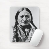 ラコタ首席降伏：座るブルフォートブフォード マウスパッド (マウス)