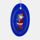 ラジオのクリスマスオーナメントを抱き締めるサンタ セラミックオーナメント (右)