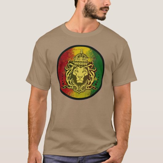 ラスタのレゲエのライオンの旗 Tシャツ (正面)