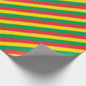 ラスタは緑の黄色い赤のストライプの旗パターンを着色します ラッピングペーパー (角)