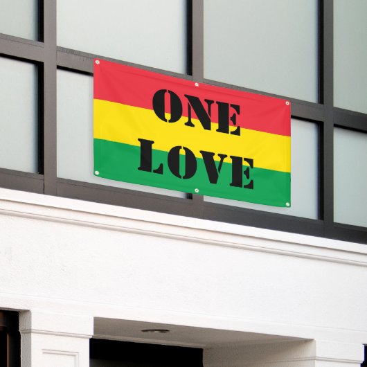 ラスタは緑の黄色い赤のストライプの旗パターンを着色します 横断幕 (ビルの外側)