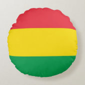 ラスタ色緑の黄色の赤いストライプ旗のパターン ラウンドクッション (正面)