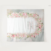 ラスティックなセージグリーンとピンクの花のアーチ タペストリー (正面(横))