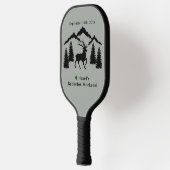 ラスティックグレイの鹿狩り独身最後の週末 ピックルボールラケット (左)