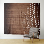 ラスティックバーンダウンストリングライトカスタムウェディング タペストリー (インサイチュ(横))