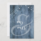 ラスティックブルーウッドとライトで飾る ハッピーエバーアフター 招待状 (裏面)