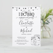 ラスティック アイ ドゥ BBQ メイソンジャー ストリング ライト 婚約 招待状 (スタンド正面)