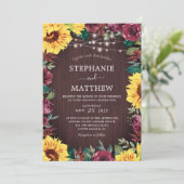 ラスティック サンフラワー バーガンディ ライト ウッド ウェディング 招待状 (スタンド正面)