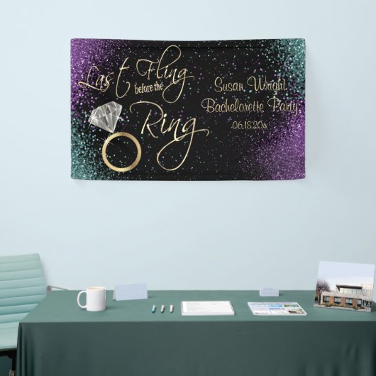 ラストフライバチェロレッテ-ティール（緑がかった色）と紫 横断幕 (トレードショー)