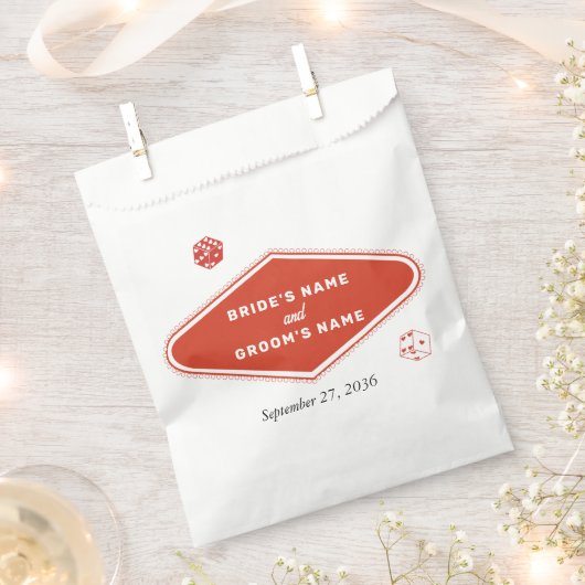 ラスベガスカジノデスティネーションウェディングレッドホワイト フェイバーバッグ (クリップ留めされた状態)