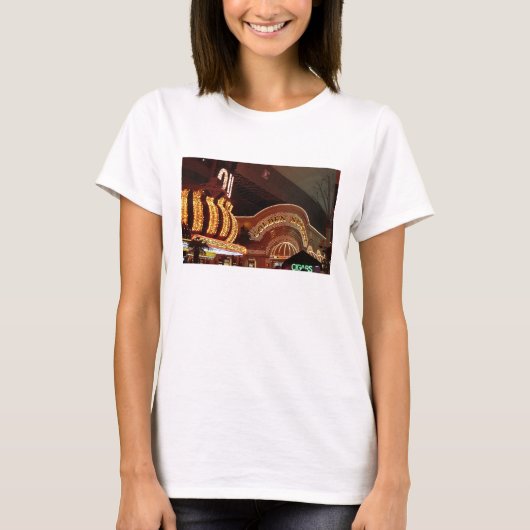 ラスベガスゴールデンナゲット Tシャツ (正面)