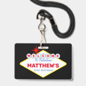 ラスベガスサインVIP誕生日パーティーの招待状を渡す バッジ (正面（ネックストラップ付）)