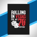 ラスベガス70th Birthday Party - 転がs in Vegas カード<br><div class="desc">70歳の誕生日にベガスに行くの？この「ベガス転がで70誕生日へ」デザインは、ラスベガスへの旅行のためのおもしろい70歳の誕生日の贈り物であり、ラスベガスの誕生日パーティーで70歳になったことを思い出させるお土産だ！サプライズ素晴らしバケーションギフト！</div>
