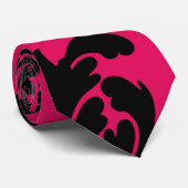 ラズベリーの黒いはっきりしたダマスク ネクタイ (ロール)